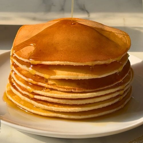 Tortitas americanas apiladas con sirope, Kraft & Co.